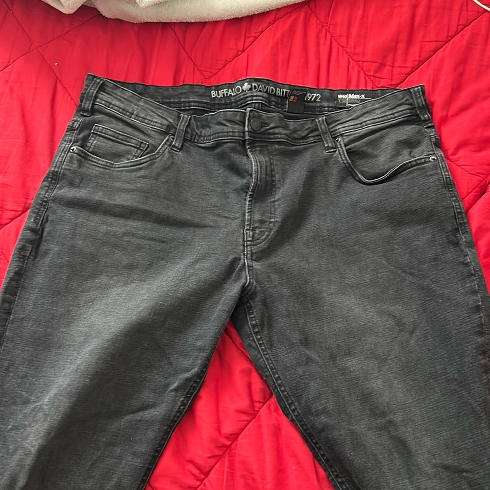 Has been worn a few times